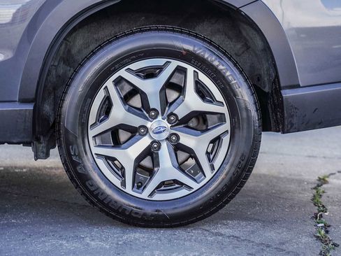 Used 2020 Subaru Forester Premium image 8