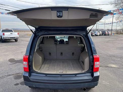 Used 2014 Jeep Patriot Sport w/ Power Value Group image 22