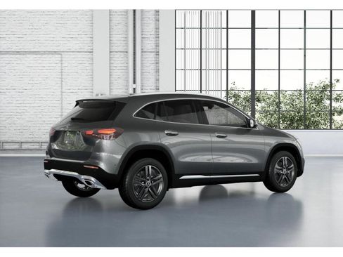 New 2025 Mercedes-Benz GLA 250 image 20
