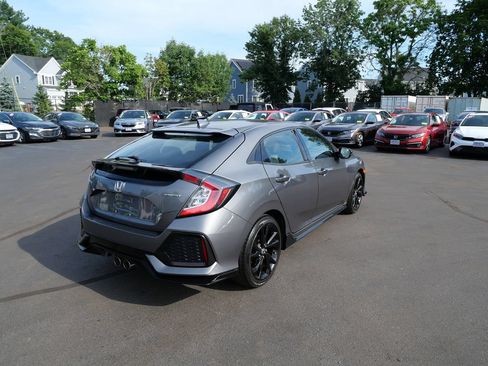 Used 2018 Honda Civic Sport image 6