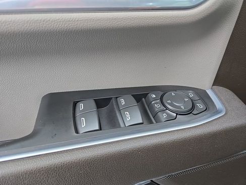 Used 2026 GMC Sierra 3500 SLT image 20