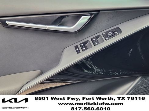 Certified 2024 Kia Niro EX FWD image 22