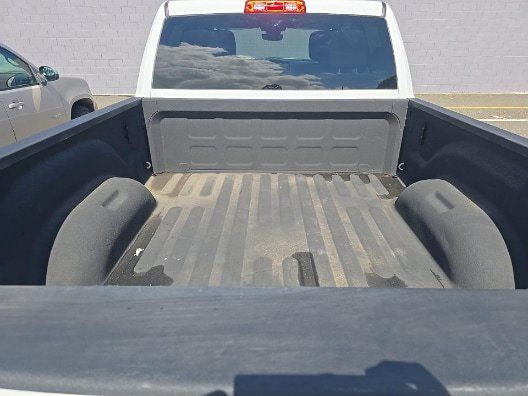 Used 2024 RAM 2500 Big Horn w/ Sport Appearance Package AWD/4WD image 16