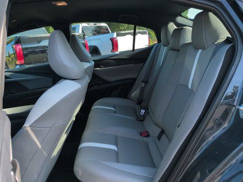 Used 2026 Toyota Camry SE w/ Convenience Package FWD image 13