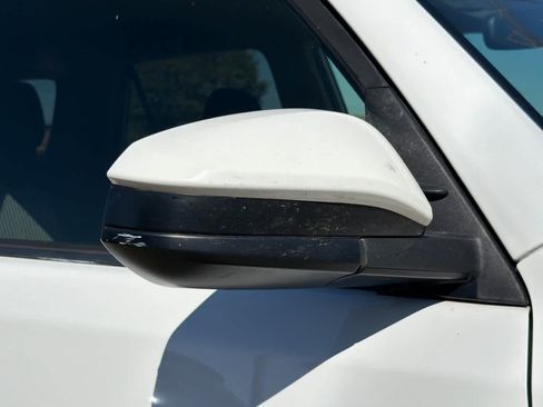 Used 2019 Toyota 4Runner SR5 AWD/4WD image 12