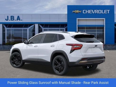 New 2026 Chevrolet Trax ACTIV w/ Sunroof Package image 3