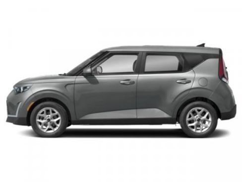Certified 2025 Kia Soul S image 6