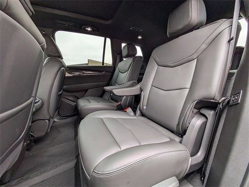 Certified 2024 Cadillac XT6 Sport w/ Technology Package image 14