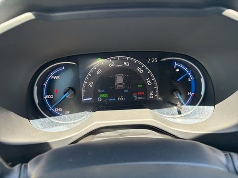 Used 2023 Toyota RAV4 XLE Premium image 21