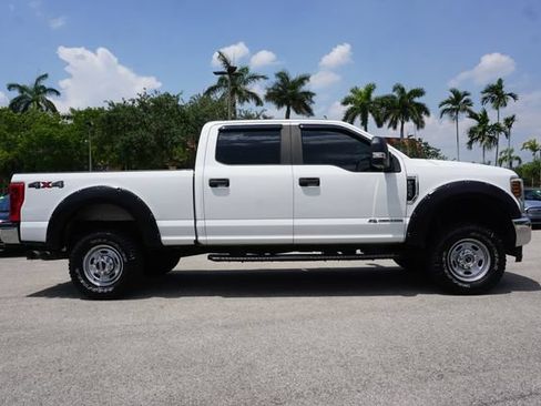 Used 2019 Ford F250 XL w/ STX Appearance Package AWD/4WD image 15