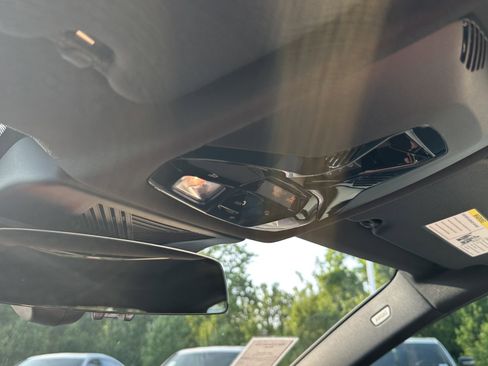 Used 2025 BMW M235i xDrive w/ Premium Package image 25