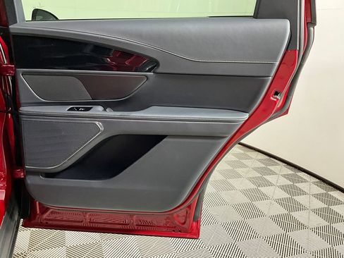 Used 2025 Lincoln Nautilus Premier w/ Jet Appearance Package image 24