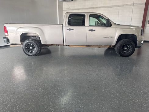 Used 2008 GMC Sierra 3500 SLE w/ Convenience Package image 3