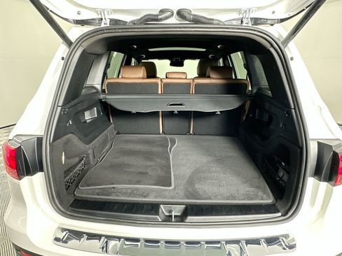 Used 2026 Mercedes-Benz GLB 250 4MATIC image 25