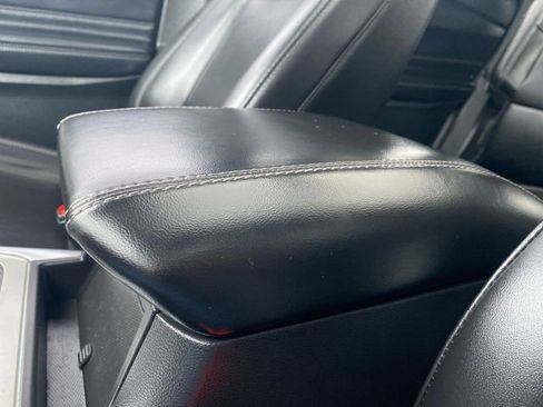 Used 2023 Ford Explorer XLT w/ Equipment Group 202A image 31