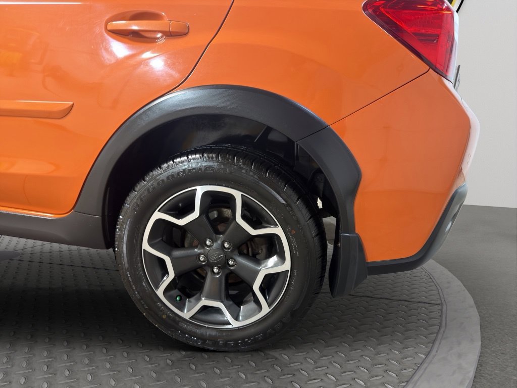 Used 2013 Subaru Crosstrek 2.0i Limited w/ Popular Pkg 2 AWD/4WD image 24