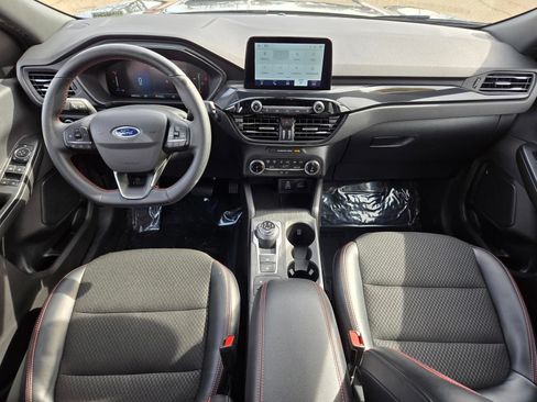 Used 2025 Ford Escape ST-Line FWD image 13