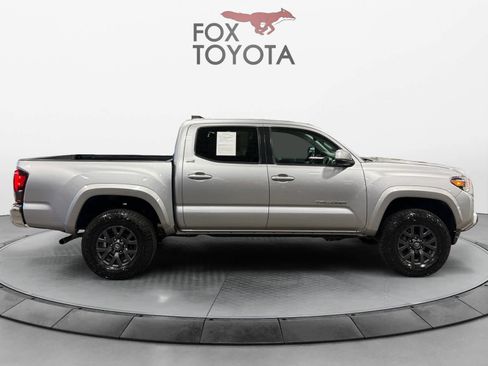Used 2021 Toyota Tacoma SR5 AWD/4WD image 7