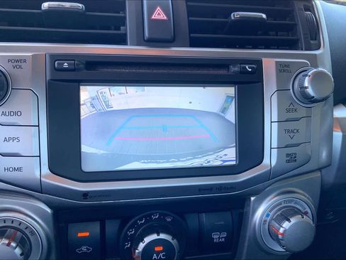 Used 2019 Toyota 4Runner SR5 Premium image 28