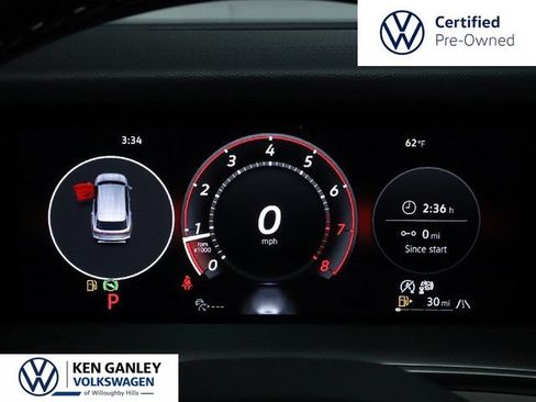 Used 2025 Volkswagen Tiguan SE AWD/4WD image 24