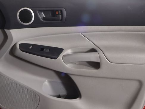 Used 2014 Toyota Tacoma DOUBLE CAB LONG BED TRD SPORT w/ TRD Sport Package image 36