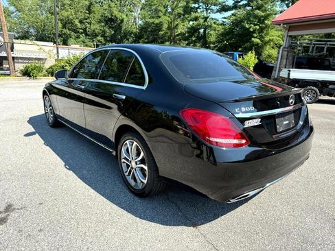 Used 2016 Mercedes-Benz C 300 4MATIC Sedan image 7