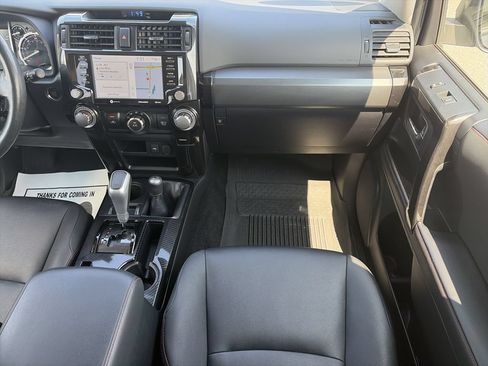 Used 2024 Toyota 4Runner TRD Off-Road Premium w/ Moonroof Package AWD/4WD image 17