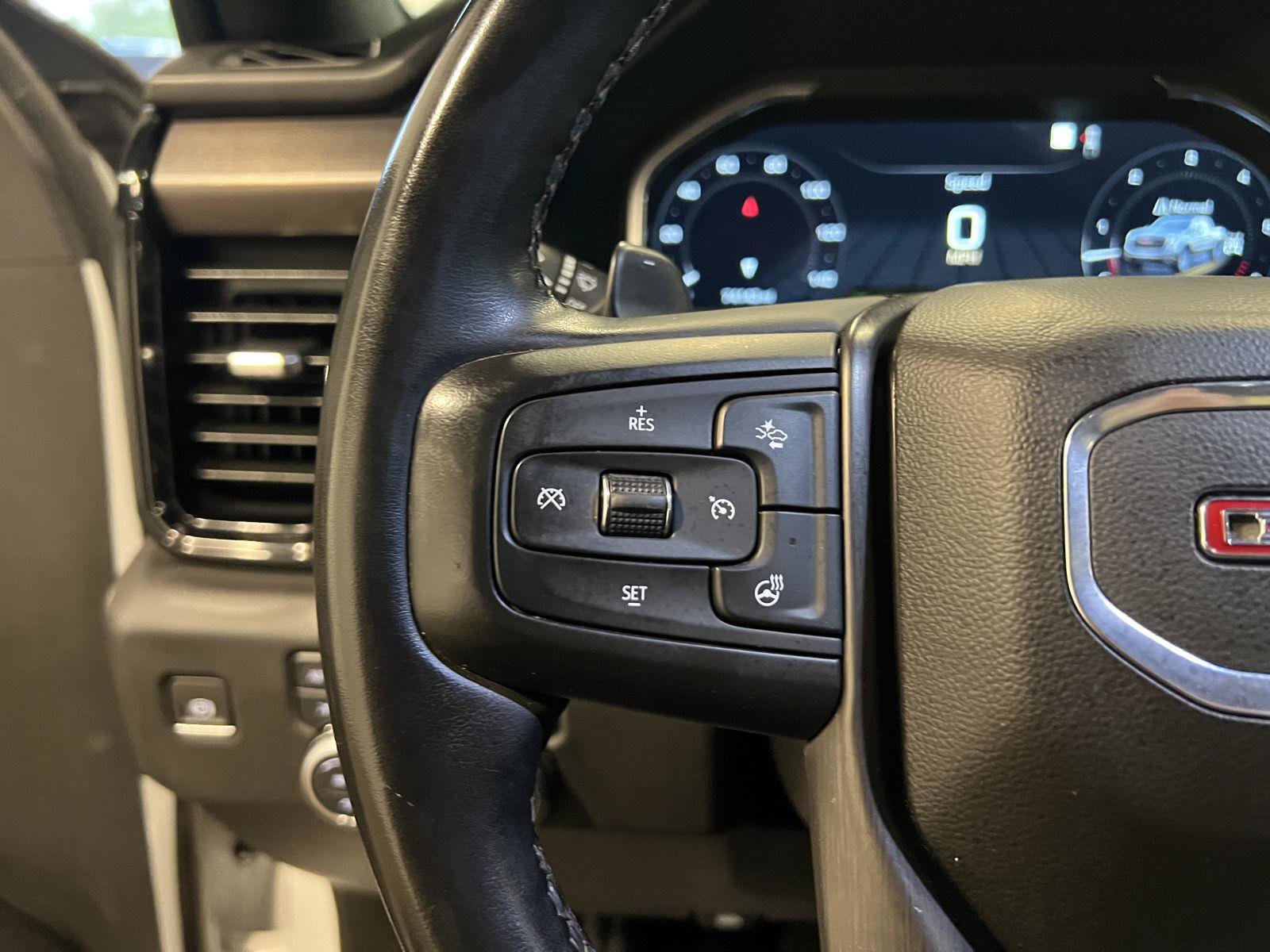 Used 2023 GMC Sierra 1500 AT4 w/ AT4 Preferred Package AWD/4WD image 16