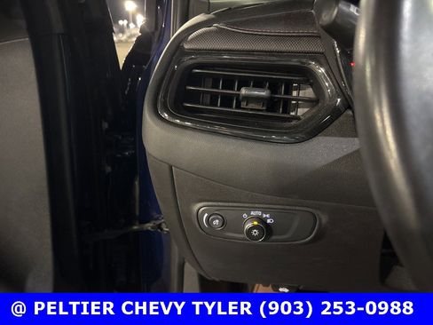 Used 2022 Chevrolet Equinox RS w/ LPO, Cargo Package image 12