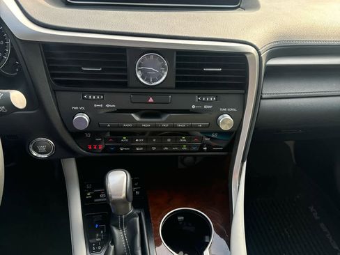 Used 2019 Lexus RX 350 FWD w/ Navigation Package image 7