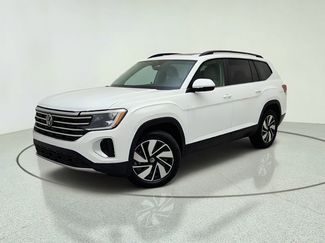Used 2024 Volkswagen Atlas SE w/ Panoramic Sunroof Package FWD video 1
