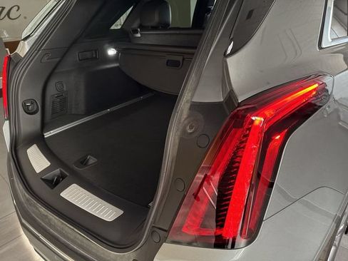 Certified 2024 Cadillac XT5 Premium Luxury w/ Technology Package FWD image 15