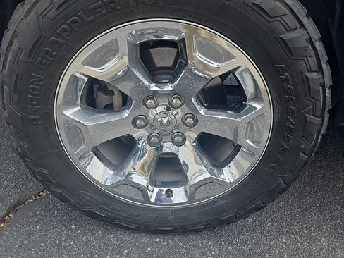 Used 2019 RAM 1500 Big Horn AWD/4WD image 37