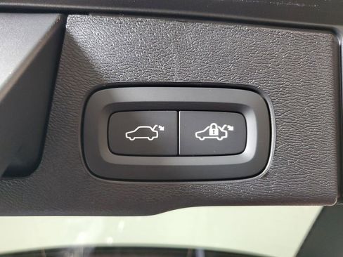 New 2026 Volvo XC60 B5 Core image 10