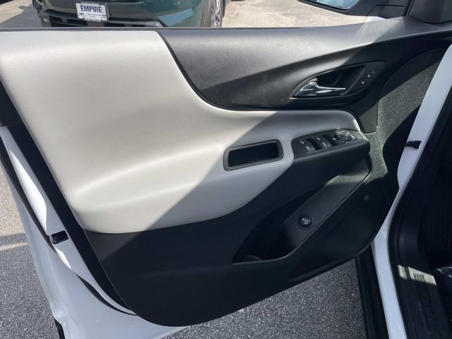 Used 2024 Chevrolet Equinox LT AWD/4WD image 22