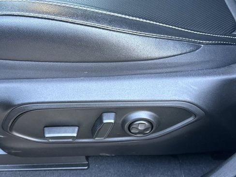 Used 2024 Jeep Grand Cherokee Limited w/ Luxury Tech Group II image 19