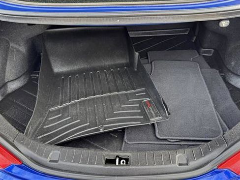 Used 2013 Hyundai Genesis 3.8 image 8