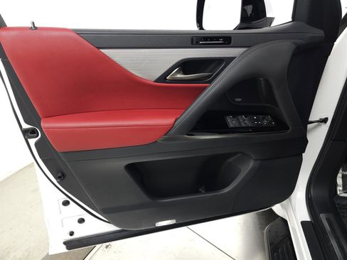 Used 2023 Lexus LX 600 F Sport image 16