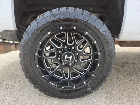 Used 2017 Chevrolet Silverado 2500 LTZ w/ Z71 Package, Off-Road AWD/4WD image 13
