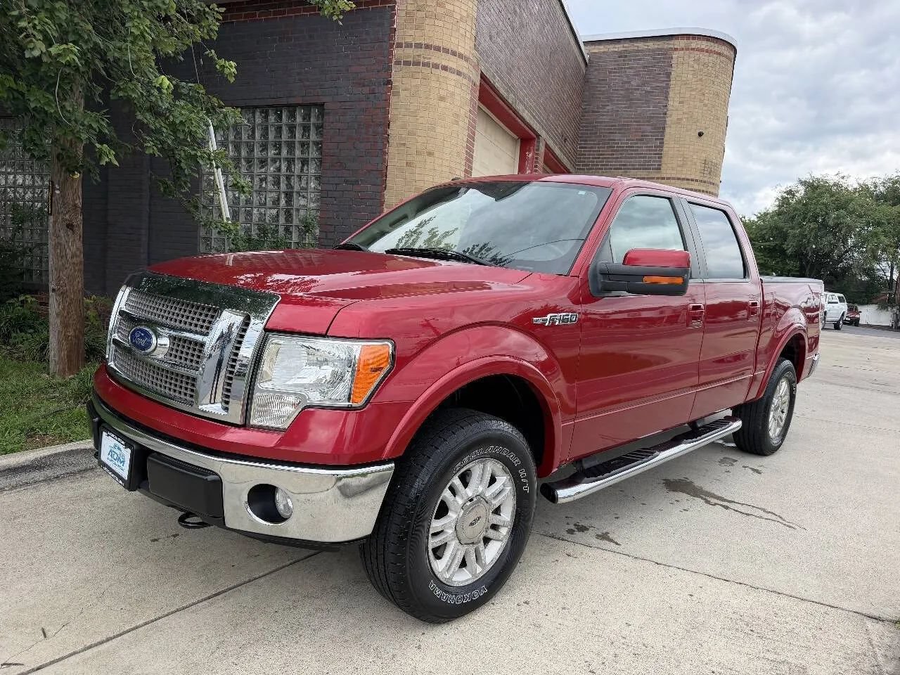Used 2010 Ford F150 Lariat AWD/4WD image 1