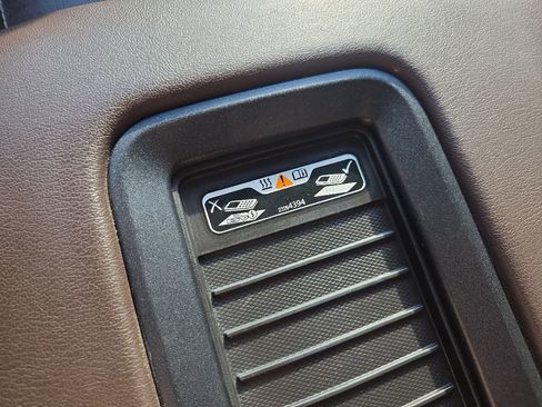 Used 2018 Chevrolet Tahoe Premier AWD/4WD image 64