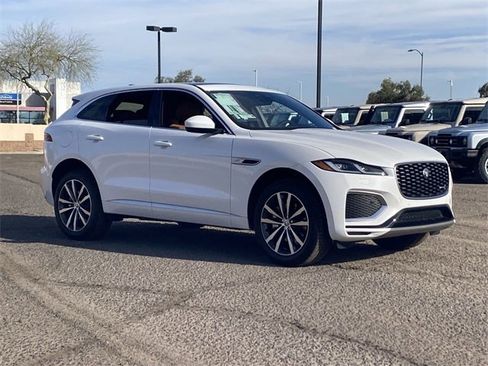 New 2025 Jaguar F-PACE R-Dynamic S image 4