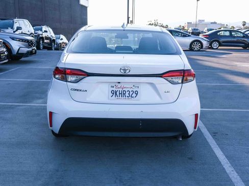 Certified 2024 Toyota Corolla LE FWD image 4