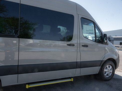 Used 2026 Mercedes-Benz Sprinter 2500 image 4