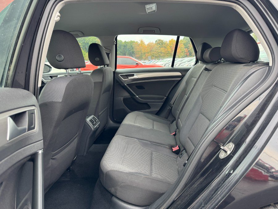 Used 2015 Volkswagen Golf S FWD image 16