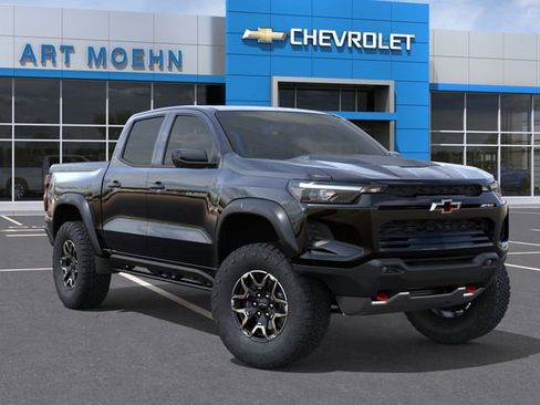 New 2026 Chevrolet Colorado ZR2 w/ Technology Package AWD/4WD image 7