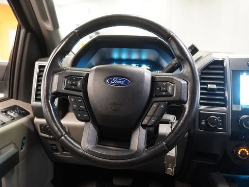 Used 2018 Ford F150 XLT w/ Equipment Group 302A Luxury AWD/4WD image 17