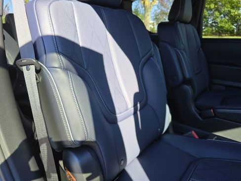 New 2026 INFINITI QX80 Sport image 23