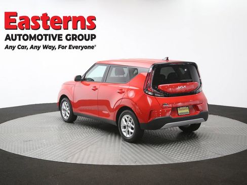 Used 2025 Kia Soul LX w/ LX Technology Package FWD image 64