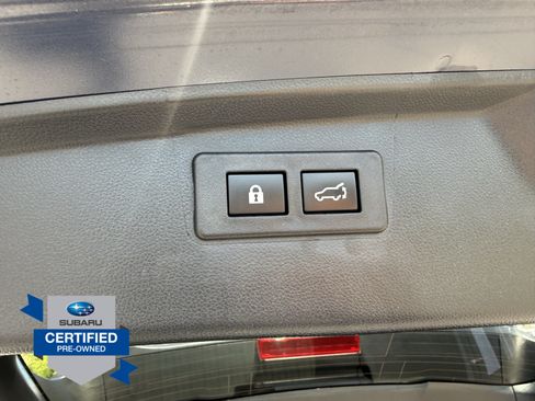 Used 2025 Subaru Outback Touring XT AWD/4WD image 10